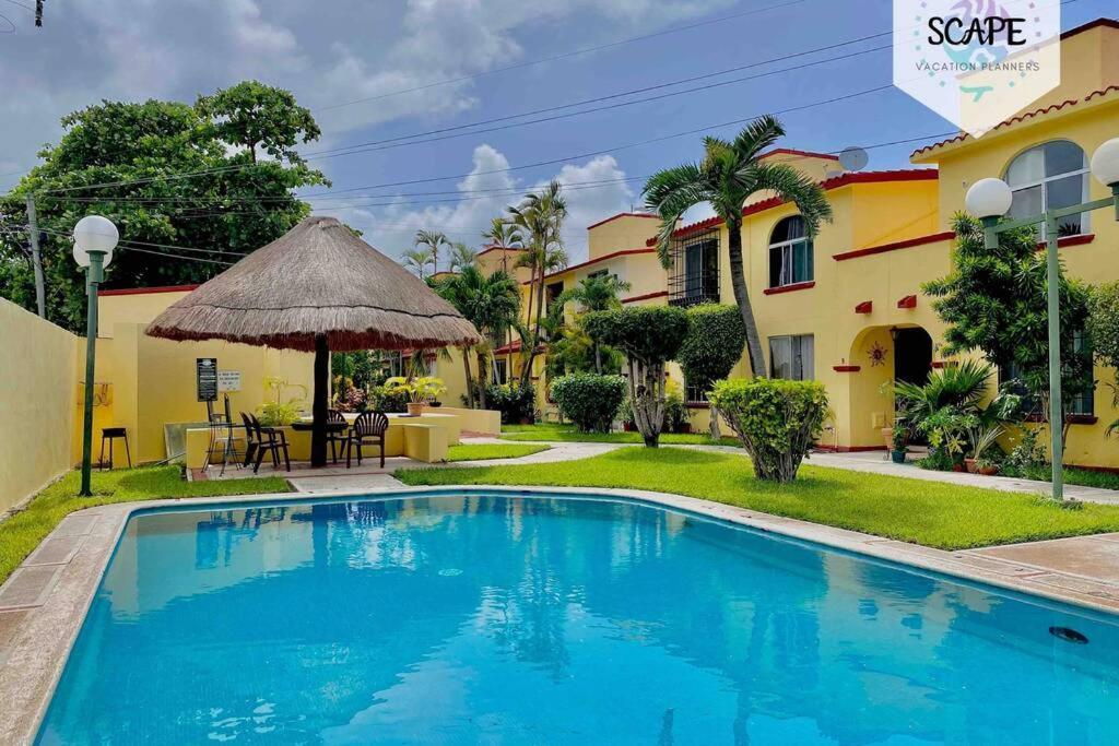 AMPLIA Y CÁLIDA CASA cerca de plaza LAS AMERICAS Villa Cancún Esterno foto