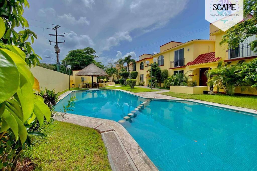AMPLIA Y CÁLIDA CASA cerca de plaza LAS AMERICAS Villa Cancún Esterno foto